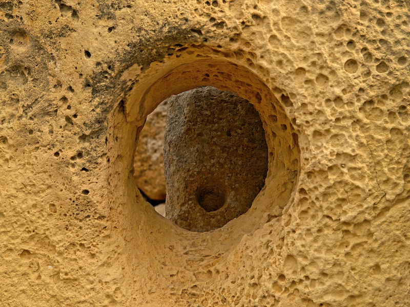 Megalithic Temple,
        Ġgantija